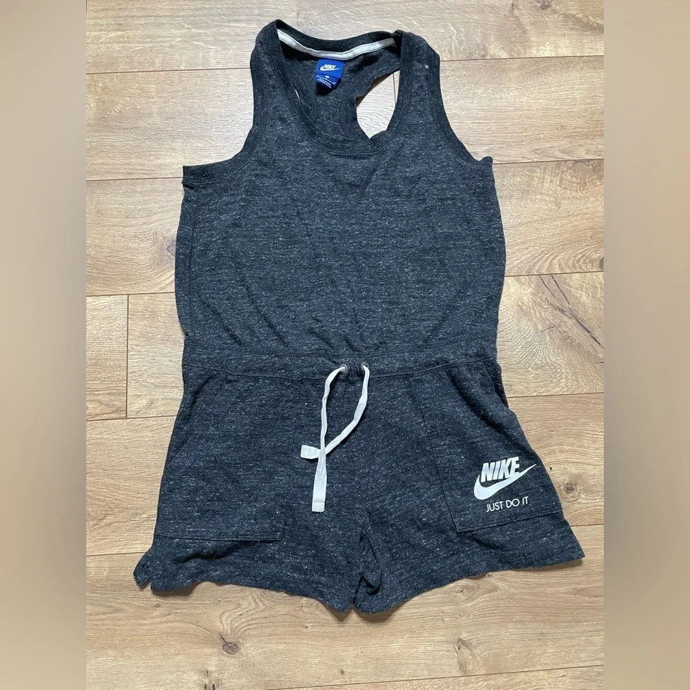 Nike Gym Vintage Racerback Romper in Heathered Grey Women's Sz Small